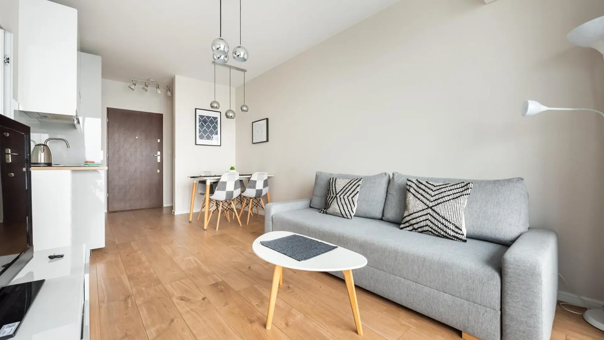 Business Mokotow Park 84 Apartment ワルシャワ
